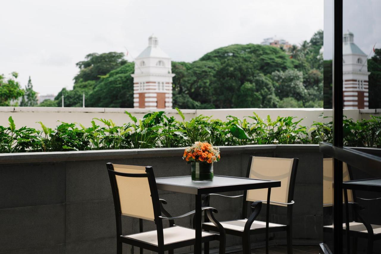 Grand Park City Hall Hotel Singapore Exterior photo