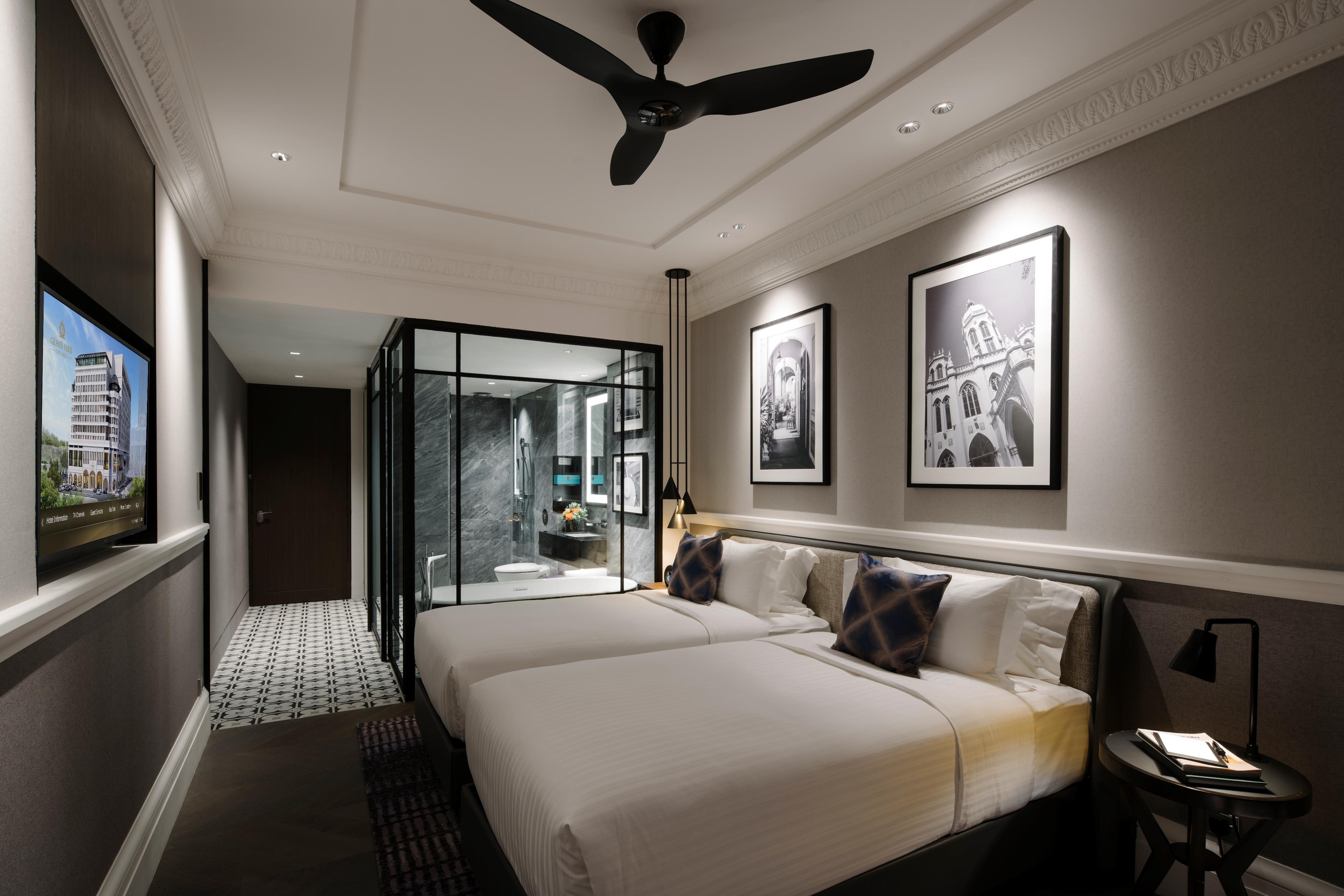 Grand Park City Hall Singapore Exterior photo Deluxe Room
