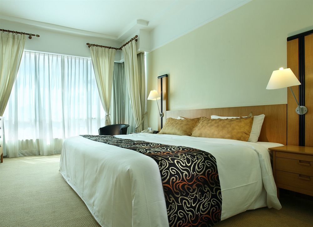 Grand Park City Hall Singapore Exterior photo A bedroom at the hotel