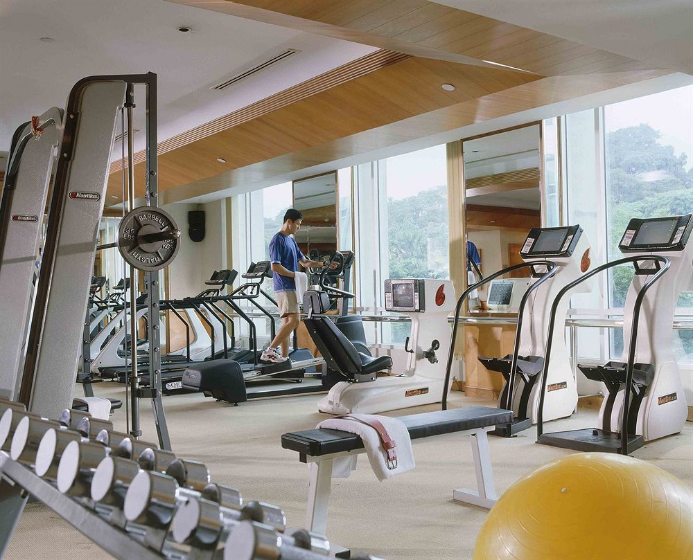 Grand Park City Hall Singapore Exterior photo The gym at the hotel