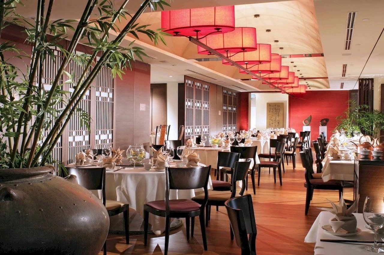 Grand Park City Hall Singapore Exterior photo The interior of the restaurant